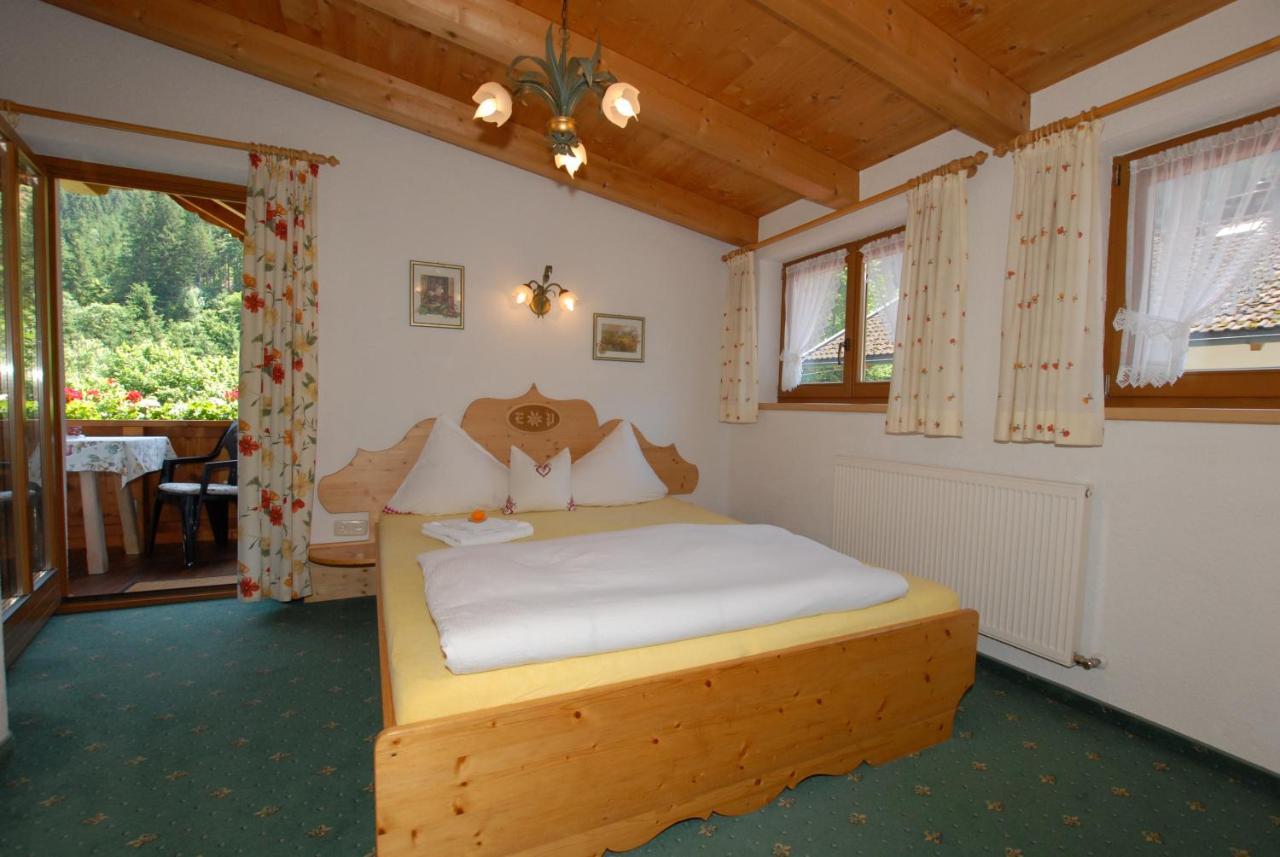 Haus Tasser Mayrhofen Bagian luar foto
