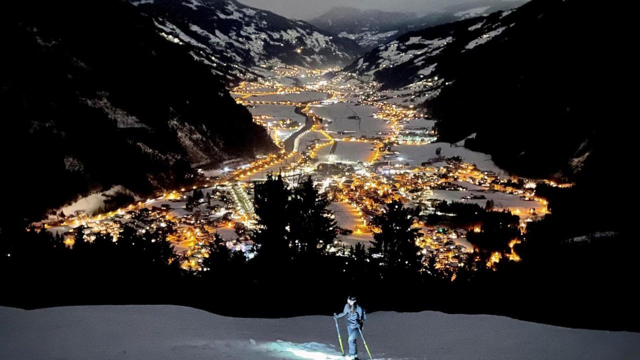 Haus Tasser Mayrhofen Bagian luar foto