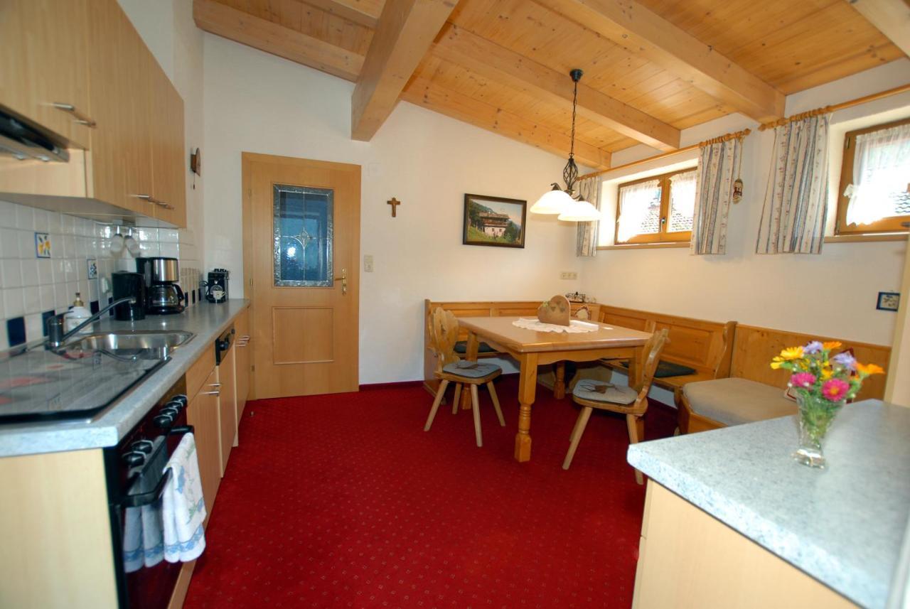 Haus Tasser Mayrhofen Bagian luar foto