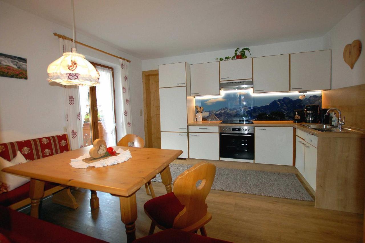 Haus Tasser Mayrhofen Bagian luar foto
