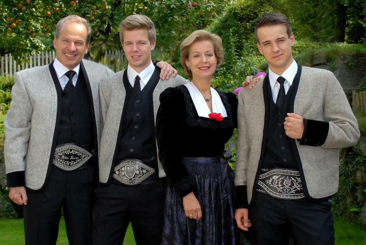 Haus Tasser Mayrhofen Bagian luar foto